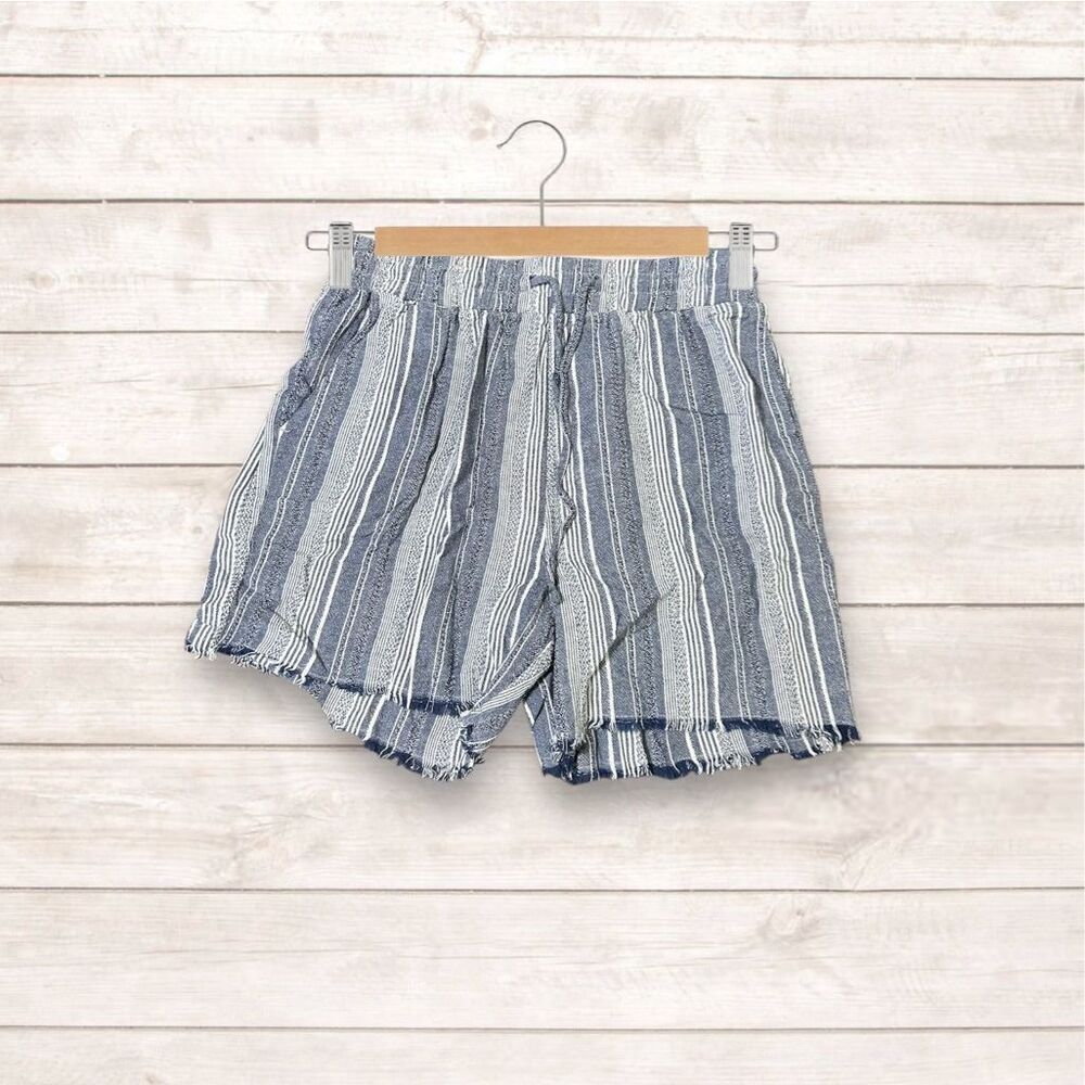 Royalty for me womanβsβlinen lounge shorts with frayed hem